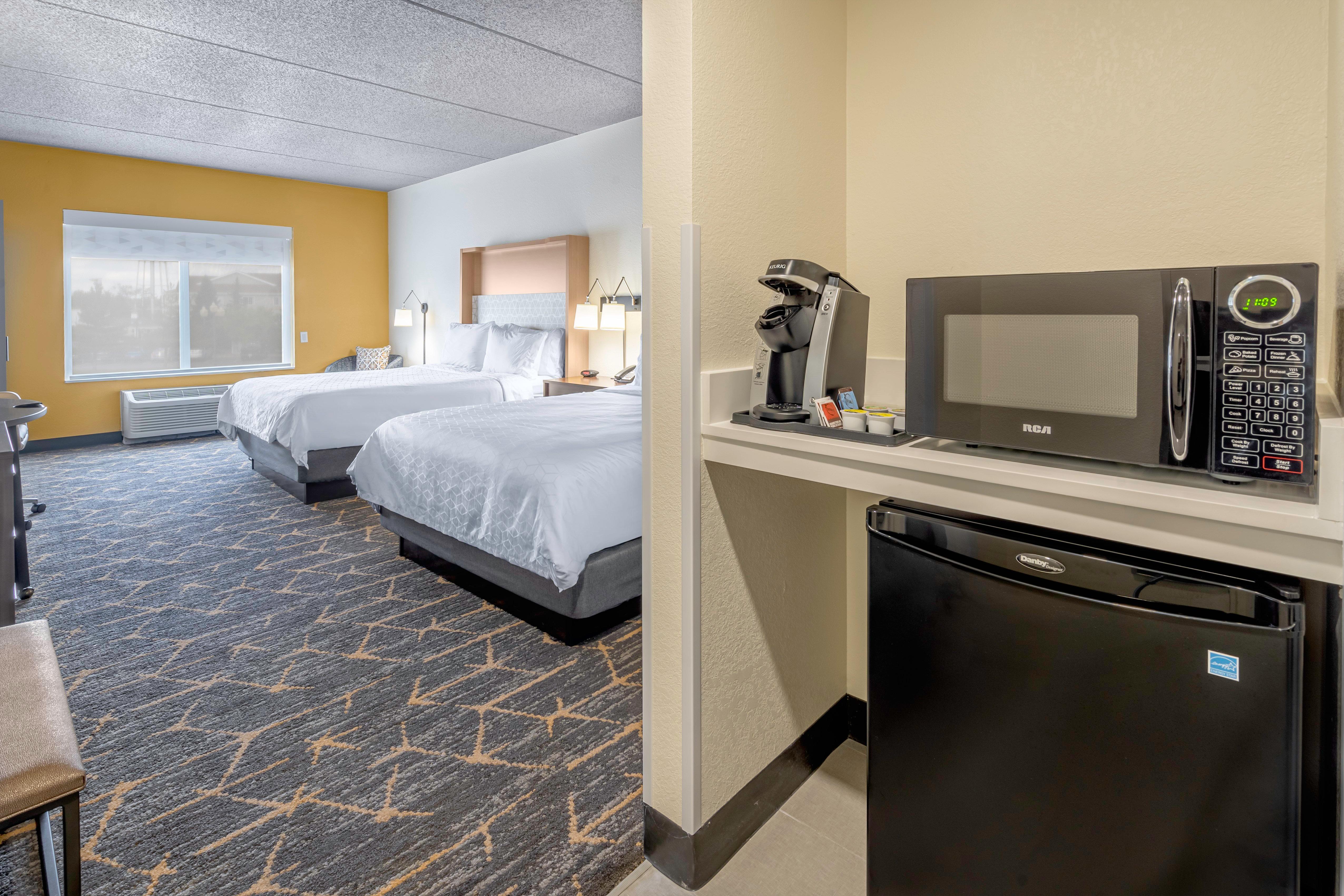 Holiday Inn & Suites Wausau-Rothschild By Ihg Exterior photo