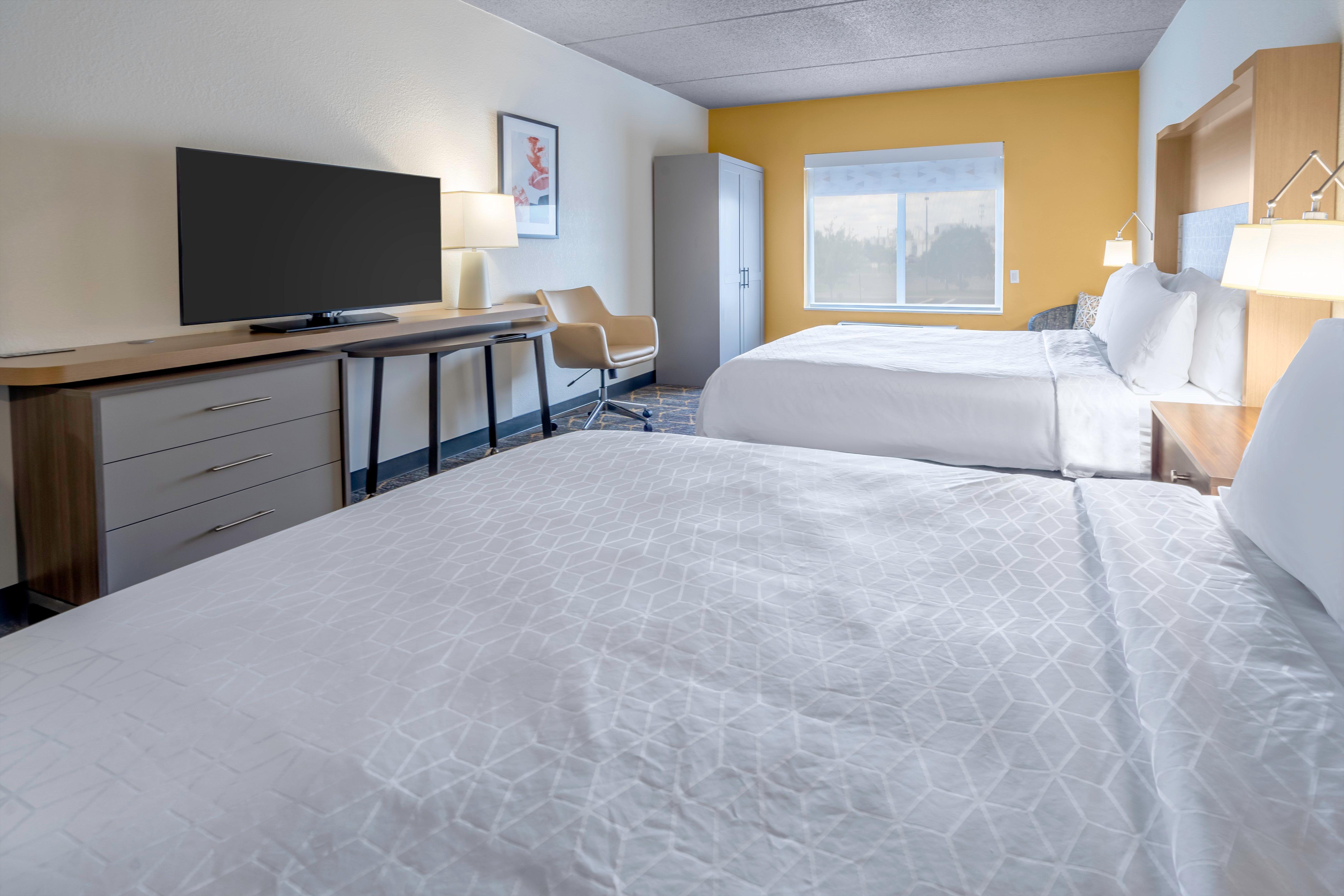 Holiday Inn & Suites Wausau-Rothschild By Ihg Exterior photo